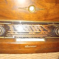 radio antica funzionante con giradischi 