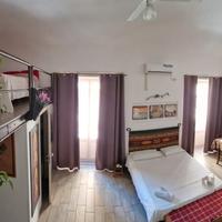 2 vani in centro storico - via maqueda