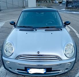 Mini 1.6 16V Cooper