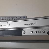 LETTORE VHS DVD JVC CON BEN 6 TESTINE HIFI STEREO