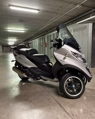 Piaggio Mp3 500 Sport LT grigio