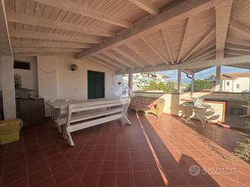 3 LOCALI A PORTO EMPEDOCLE