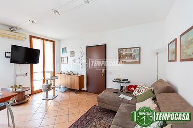 TRE LOCALI CON DOPPIO BOX