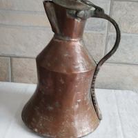 brocca in rame per the o caffè 