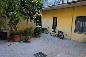 Palazzo indipendente Frattamaggiore