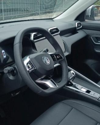 MG ZS 1.5 HYBRID VERSIONE LUXURY 