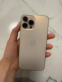 iphone 13 pro max con batteria al 100%