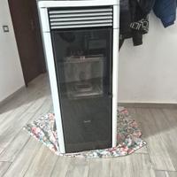Stufa a pellet ravelli