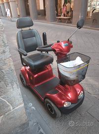 Scooter elettrico per anziani e disabili