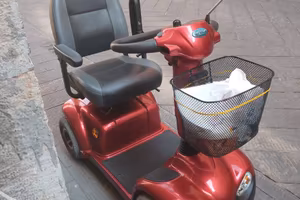 Scooter elettrico per anziani e disabili