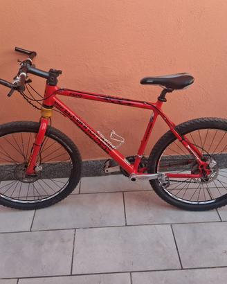 Bicicletta Cannondale