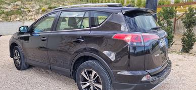 Toyota RAV4 2.0 D-4D Active 2016 – Unico proprieta