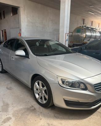 Volvo s60 d4 181cv 2014