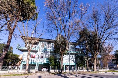 3 LOCALI A CESENATICO