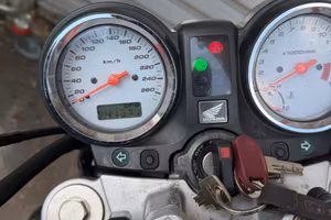 Honda hornet 2004