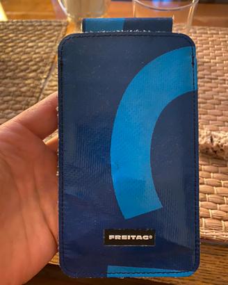 Cover iphone 11 Freitag Robin F337
