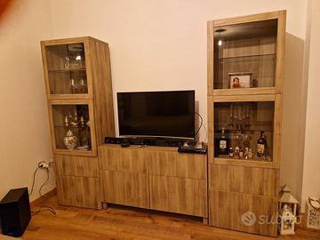 Mobili ikea soggiorno linea "besta"