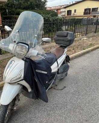 Piaggio Beverly 300