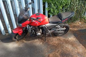 z750 passaggio incluso per pezzi o ripristino