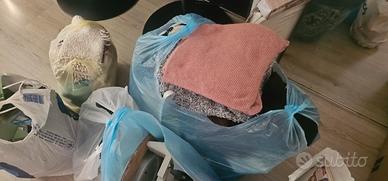 Rega lo  busta di biancheria e abbigliamento 