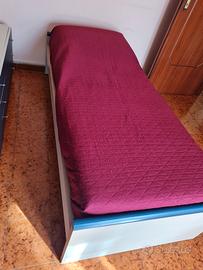 Letto singolo con due cassettoni 
