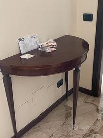elegante tavolo da ingresso semicircolare