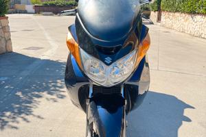 Suzuki Burgman 250 i.e.