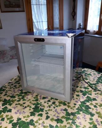 frigorifero per bibite 50L da banco