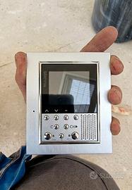 2 videocitofono interno Bticino 349312