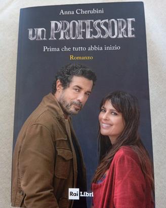 Libro un PROFESSORE dalla serie TV