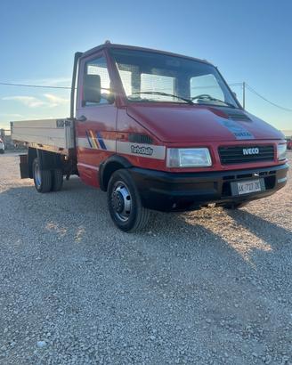 TRATTORE FURGONE DAILY 35.8 MOTORE 2.5 ASPIRATO