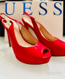 Décolleté con plateux GUESS