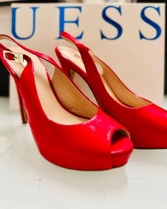 Décolleté con plateux GUESS
