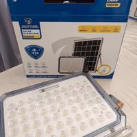 faro led solare 1000 Watt 