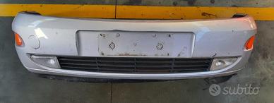 FORD FOCUS STATION WAGON 2004 - PARAURTI ANTERIORE