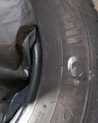 Kit 4 Gomme Invernali Petlas FullGrip PT935 