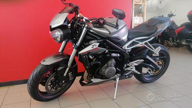 Triumph street triple RS 765