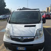 Opel vivaro 2.0 2012