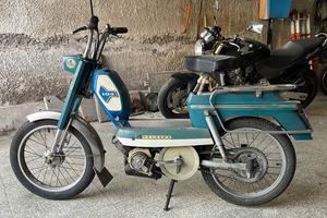 Peugeot 104 conservato