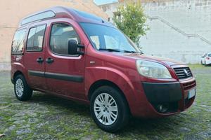 FIAT DOBLO' CON PEDANA DISABILI