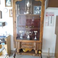 Vetrina antica, epoca anni '50 circa.