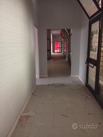 Ufficio locale 350 mq di fronte università smcv