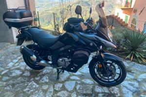 Suzuki V-strom 650