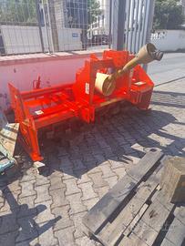 Vasta disponibilità di fresatrici per trattori