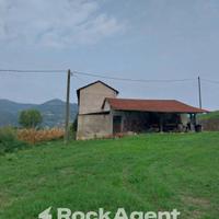 LANGHE CASCINA CON AMPIO TERRENO