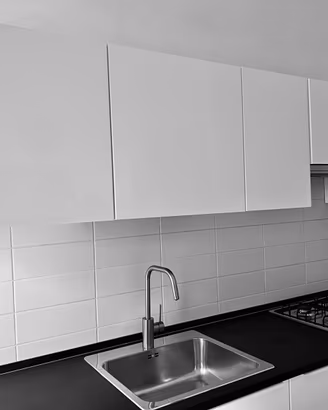 Cucina IKEA completa con elettrodomestici