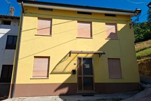 Casa con terreni