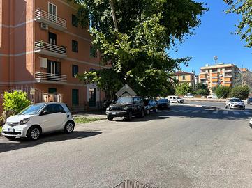 MAGAZZINO A ROMA