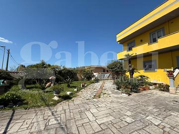 Stabile/Palazzo Nettuno [Cod GRANIERIVRG]