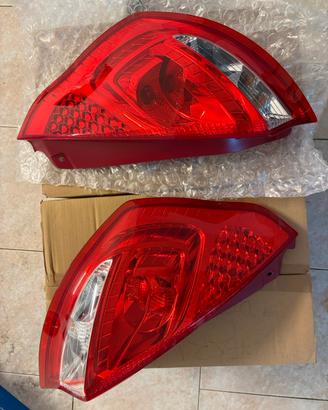 Fari posteriori originali Ford Fiesta mk7